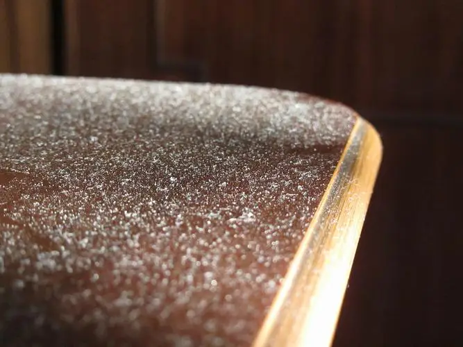 how air filter works trapping particles